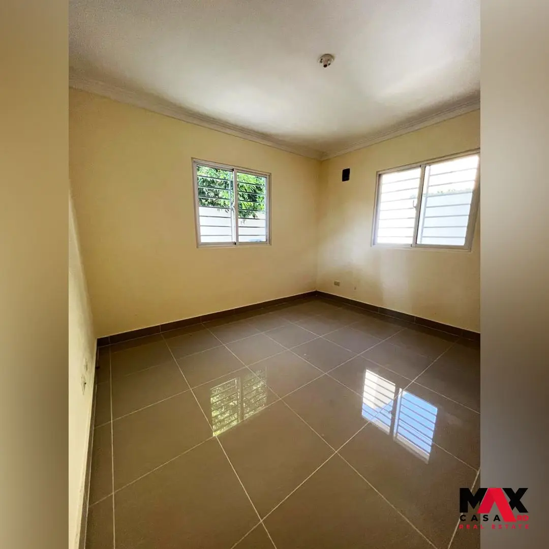 RESIDENCIAL MARLENNYS, Ubicado en la Autopista de San Isidro, santo domingo este