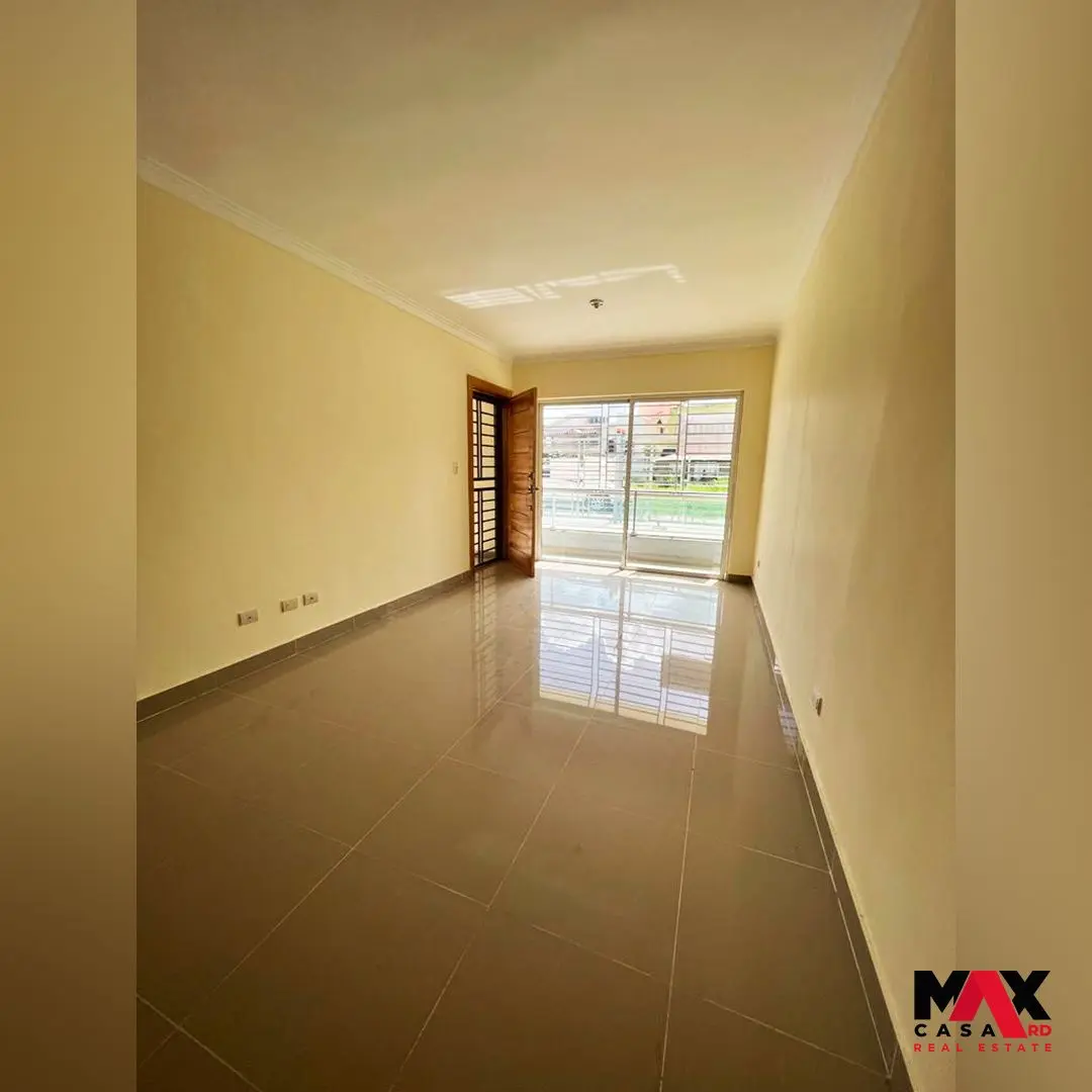 RESIDENCIAL MARLENNYS, Ubicado en la Autopista de San Isidro, santo domingo este