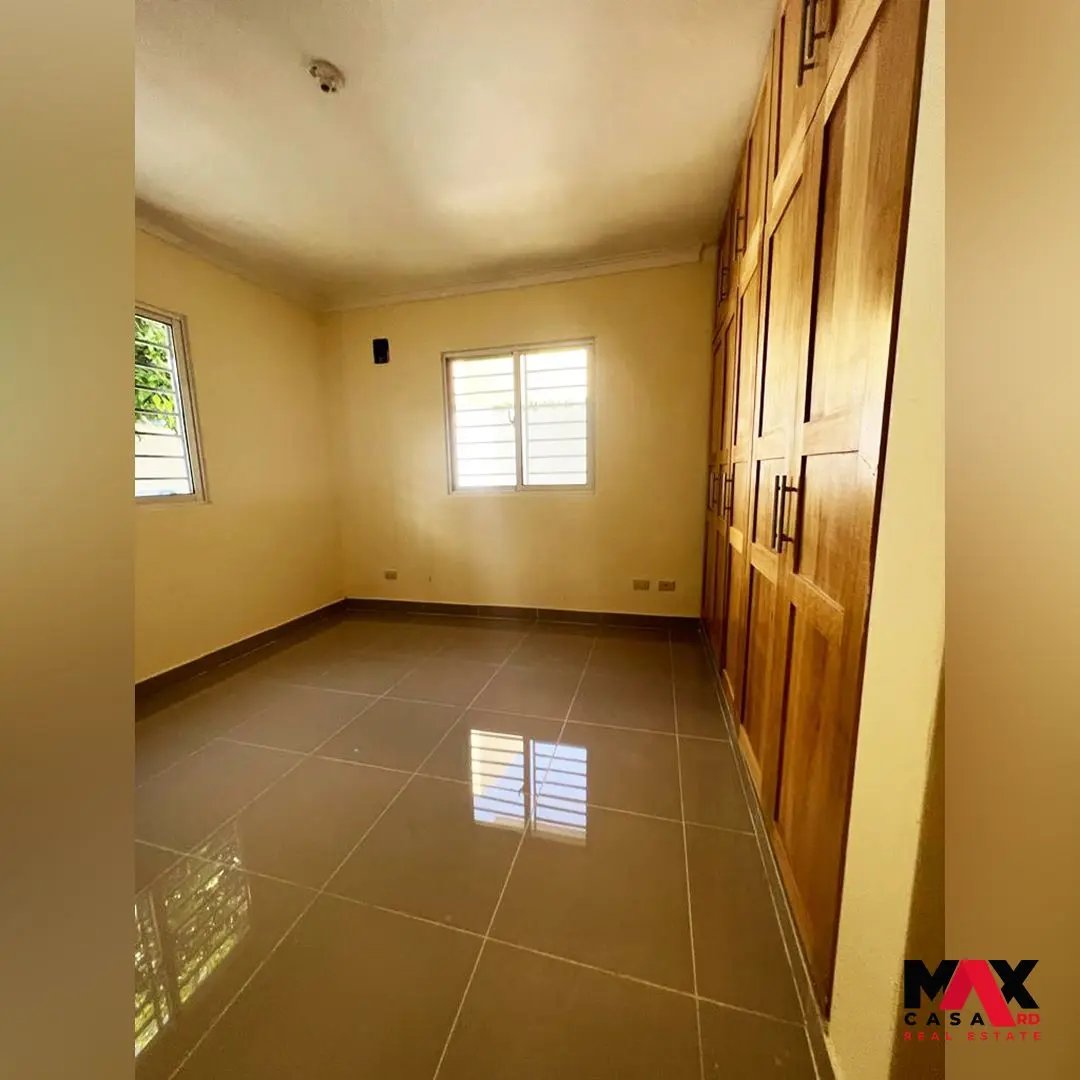 RESIDENCIAL MARLENNYS, Ubicado en la Autopista de San Isidro, santo domingo este