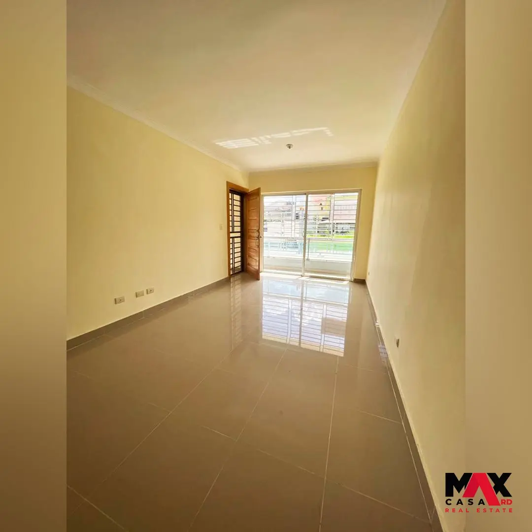 RESIDENCIAL MARLENNYS, Ubicado en la Autopista de San Isidro, santo domingo este