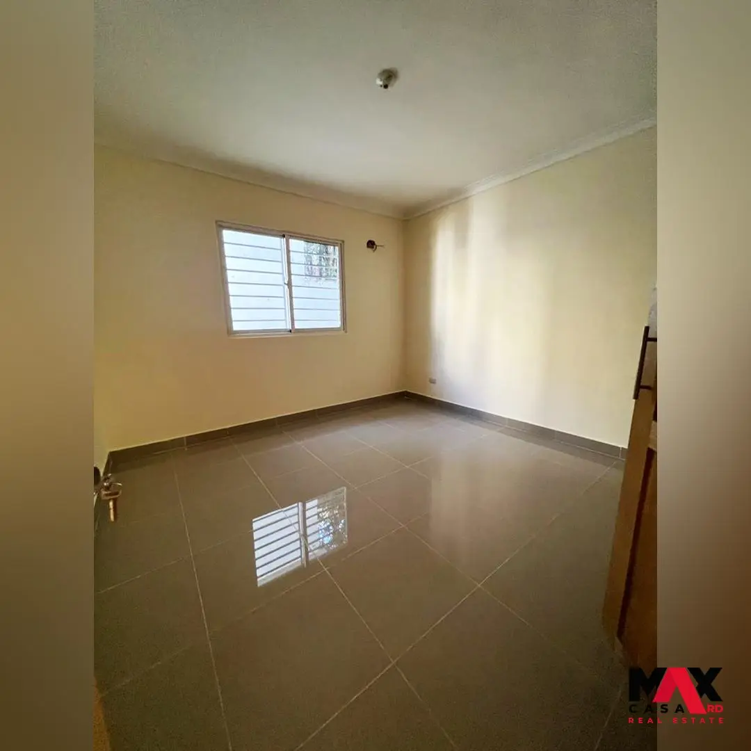 RESIDENCIAL MARLENNYS, Ubicado en la Autopista de San Isidro, santo domingo este